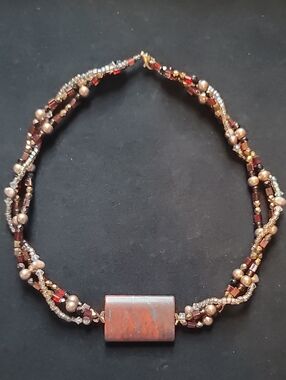 Vtg Multistrand Brown/Red Beaded Necklace with Jasper Pendant